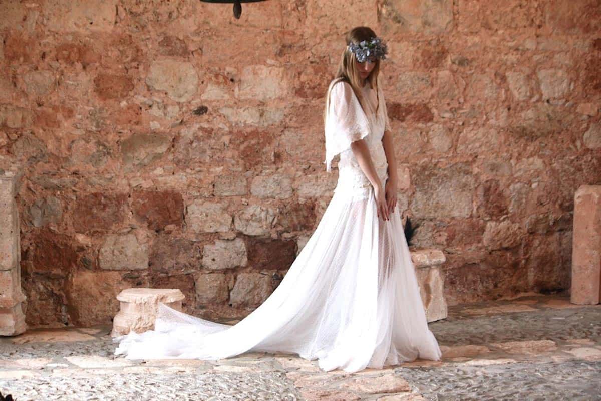 ما هو تفسير الفستان الابيض في المنام