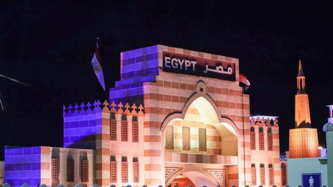 سوق عكاظ ينقل القاهرة للمملكة وإقبال كبير على المنتجات المصرية