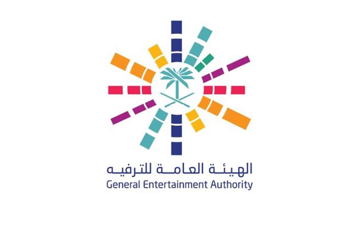 ستون طالبًا وطالبةً في برنامج الابتعاث الخارجي بأمريكا