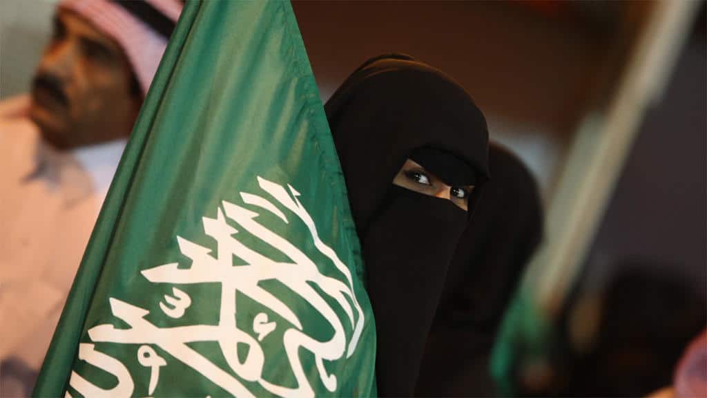 بالفيديو..رقص موظفات وزارة الصحة احتفالا باليوم الوطني السعودي.. وردود فعل متباينة
