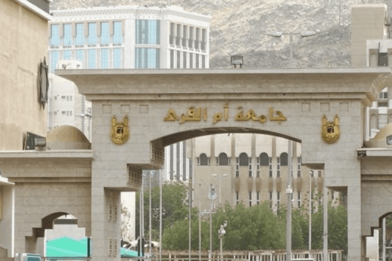 انقطاع في الكهرباء يؤدي لاحتجاز طالبات في مصعد بجامعة أم القرى