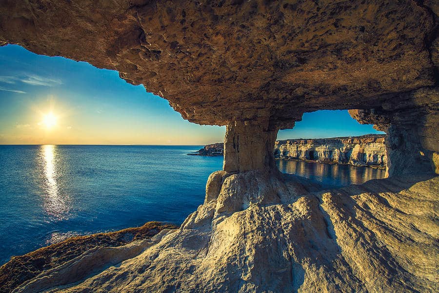 كهوف البحر Sea Caves