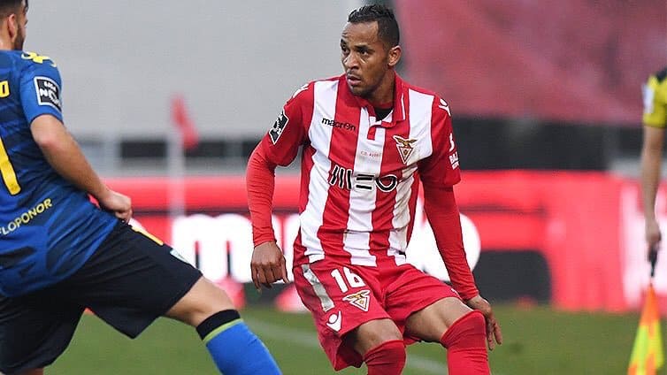 تغيب اللاعب نيلدوا بيترولينا عن فريقه في مواجهات دوري كأس الأمير محمد بن سلمان