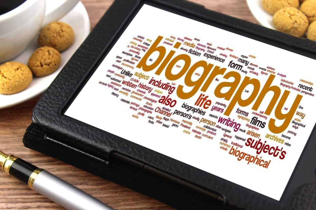 biography معنى