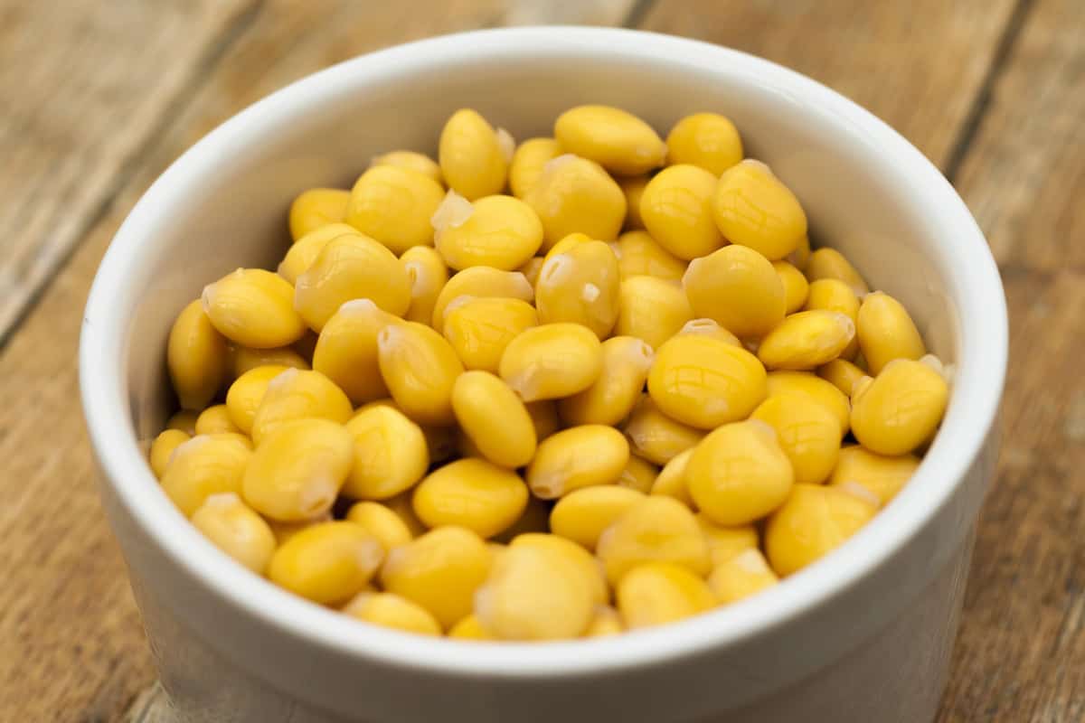 فوائد الترمس للبشرة وأفضل وصفاته