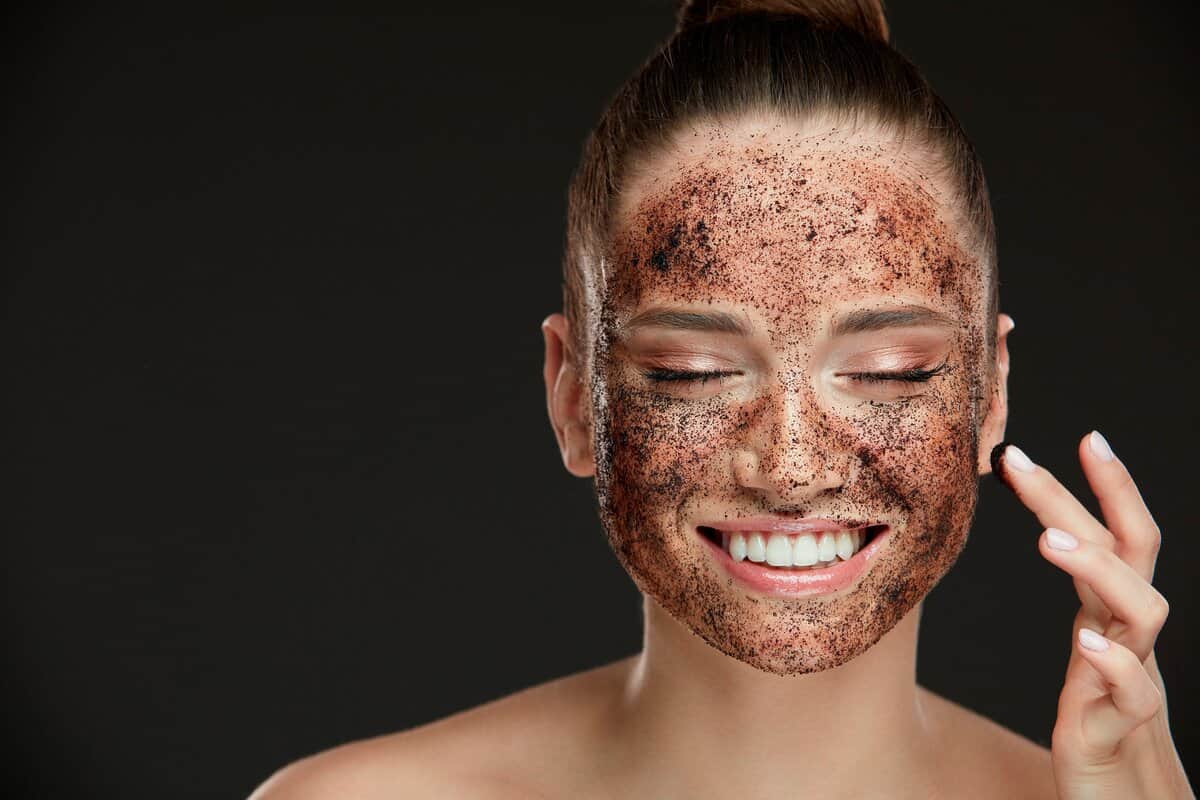 فوائد القهوة للبشرة وأفضل وصفاتها