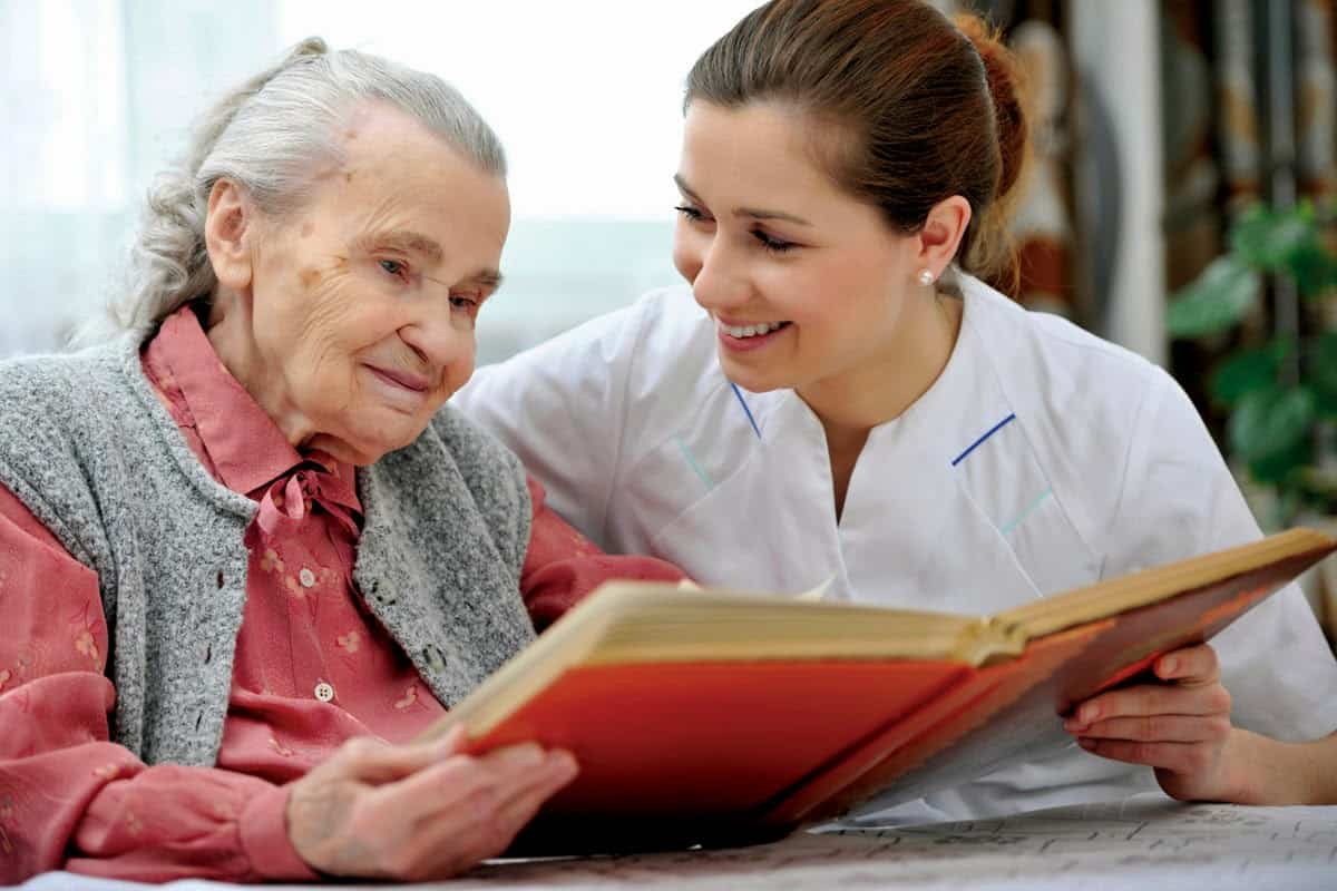 اذاعة عن احترام الكبير