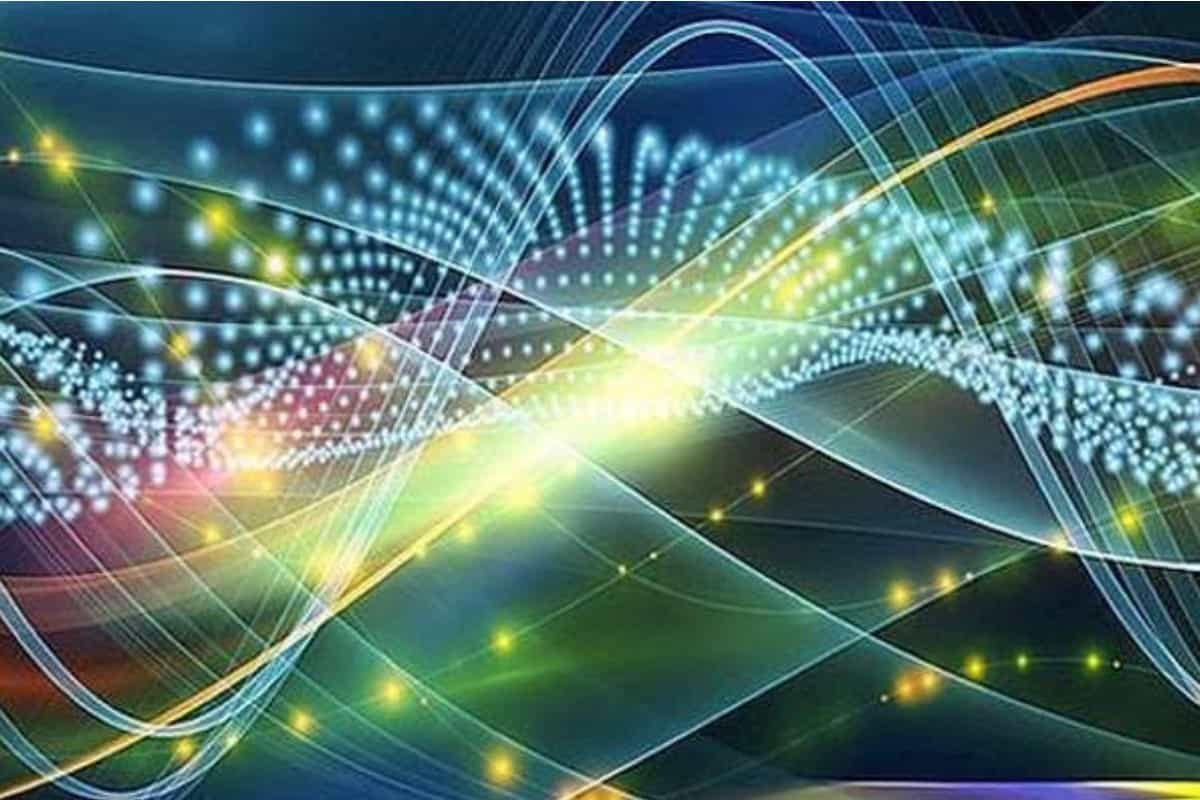 بحث عن الاهتزازات والموجات شامل