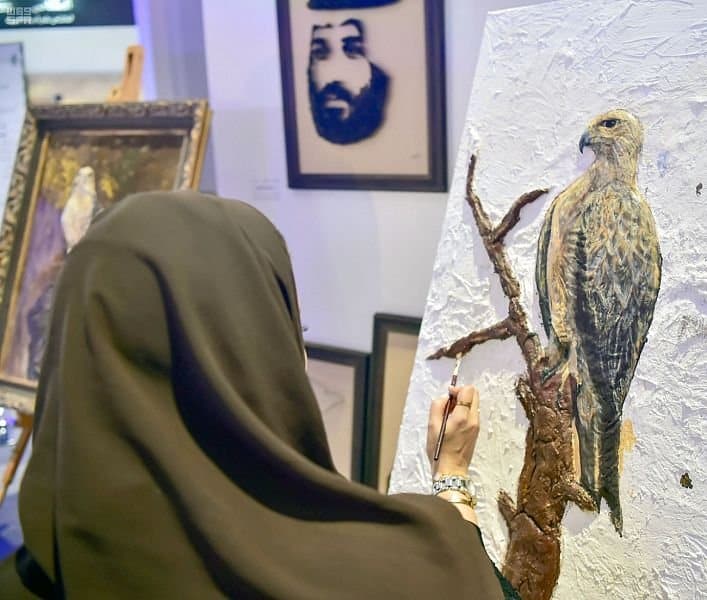 بالفيديو والصور..إقبال كثيف على معرض الصقور والصيد بموسم الرياض وتنظيمه رحلات إلى السودان بالفيديو والصور..إقبال كثيف على معرض الصقور والصيد بموسم الرياض وتنظيمه رحلات إلى السودان