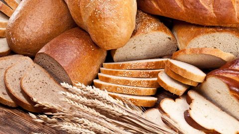 تفسير اكل الخبز في المنام بالتفصيل