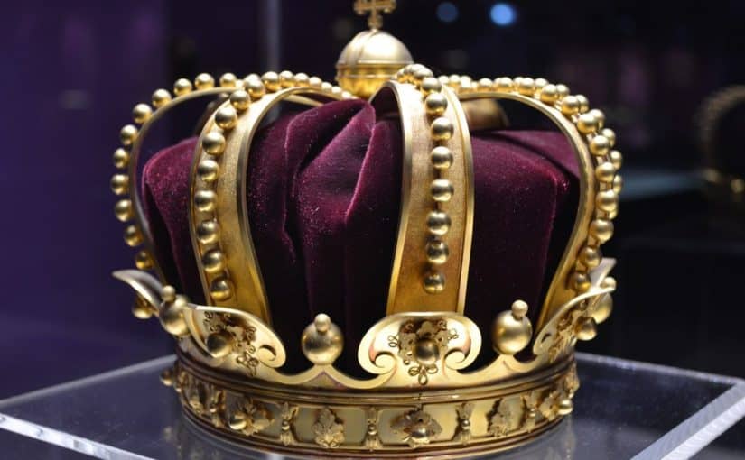 تفسير رؤية الملك في المنام والتحدث معه