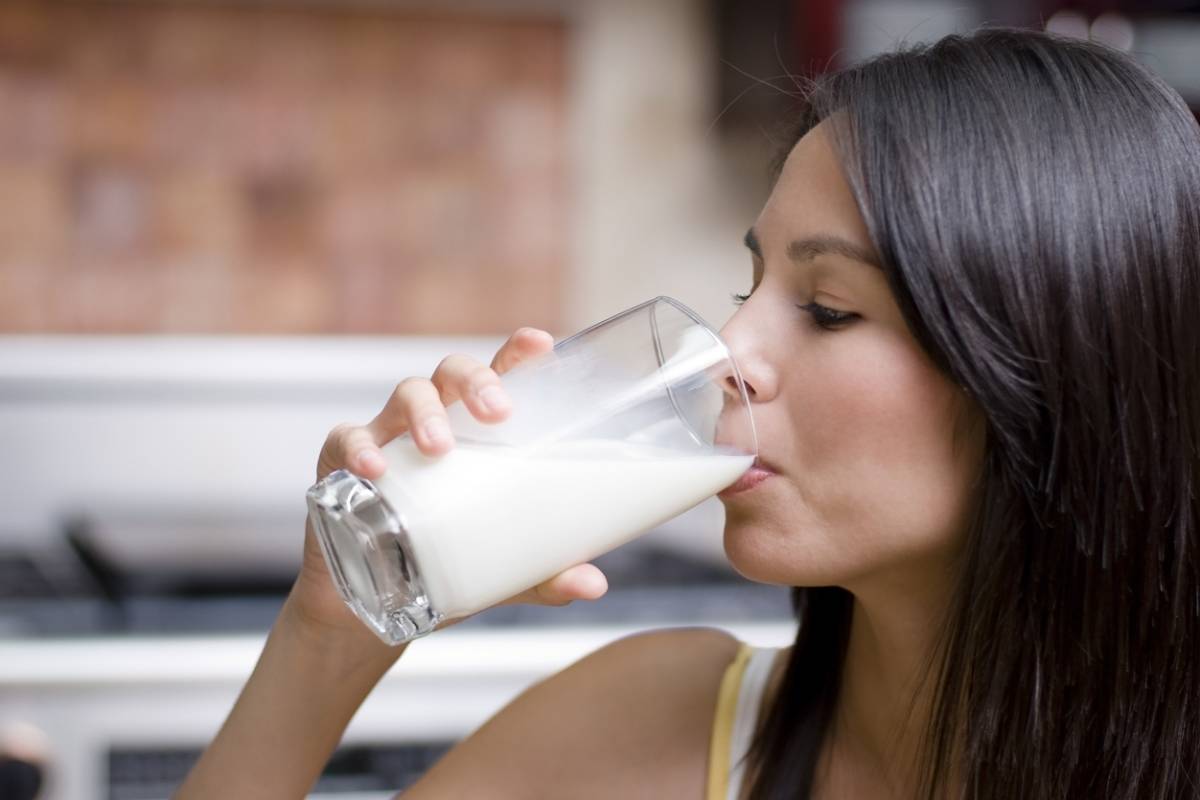 تفسير شرب الحليب في المنام لابن سيرين