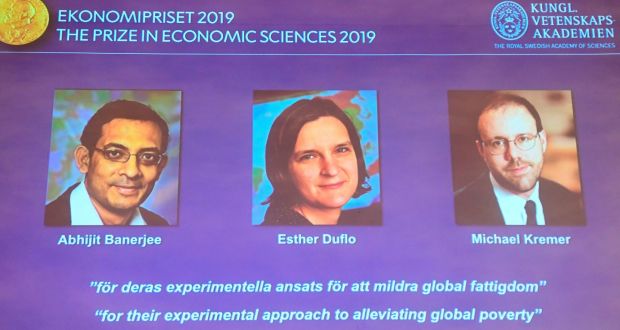 جائزة نوبل للاقتصاد 2019 تذهب لهندي وفرنسية وأمريكي