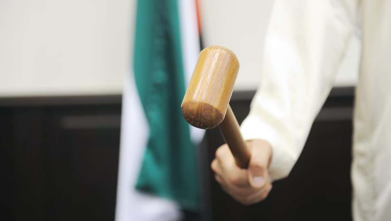 جنح الفجيرة تحاكم عربي متهم بالتهديد باغتصاب طفلة