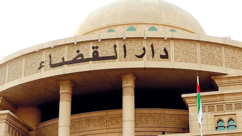 محاكمة آسيوي أحرق سيارة زميله بعد فصله من العمل