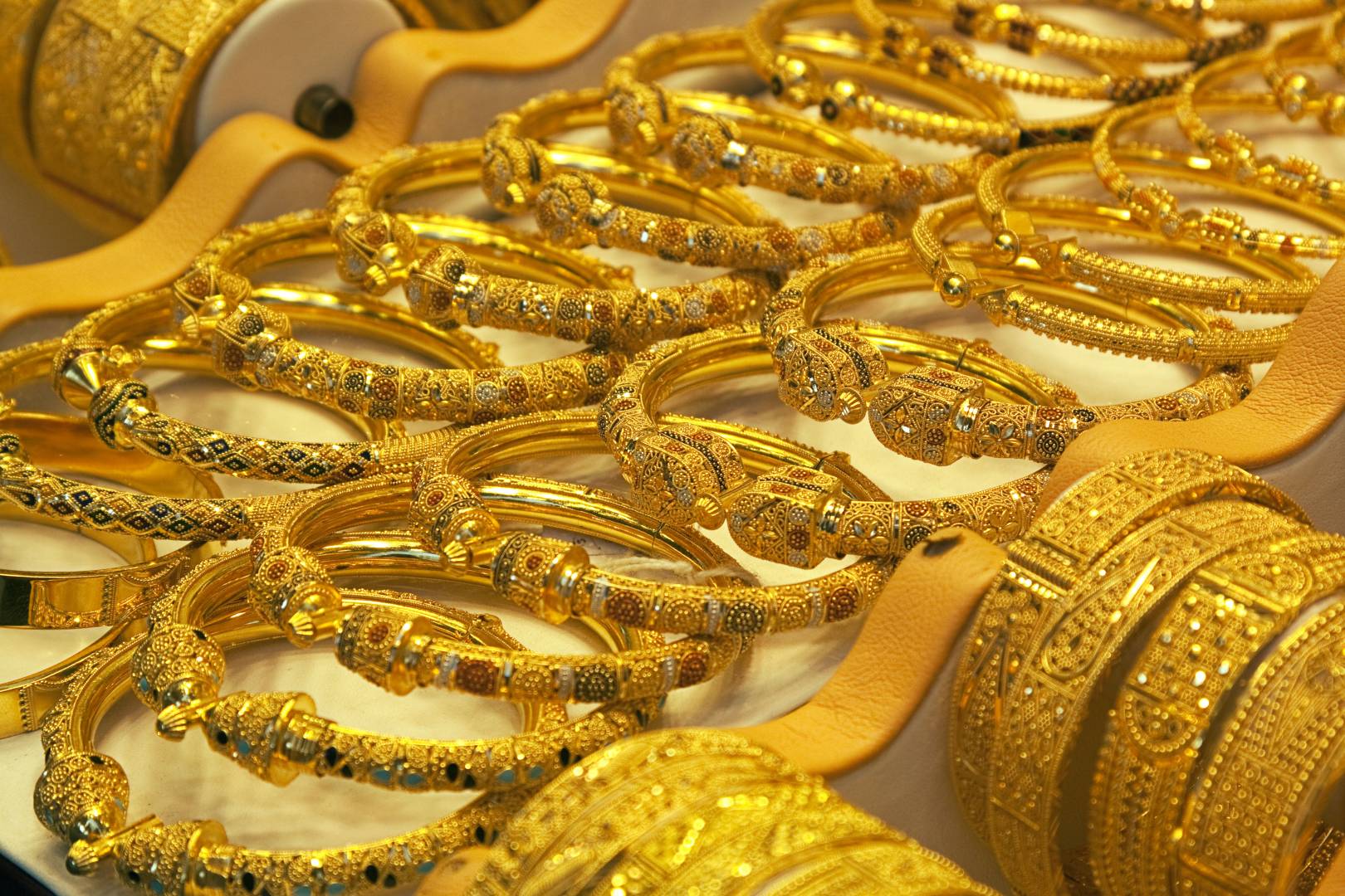 سعر الذهب اليوم في السعودية.. الأحد 17 نوفمبر