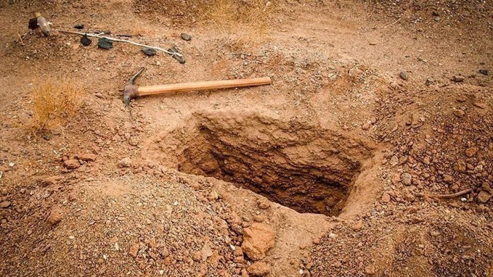 جد يوأد حفيدته الرضيعة حية خوفًا من زواجها