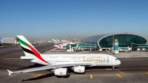 مطارات دبي تصدر بيان بسبب الظروف الجوية