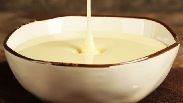 صوص كيكة الزعفران بالحليب صوص كيكة الزعفران بالحليب