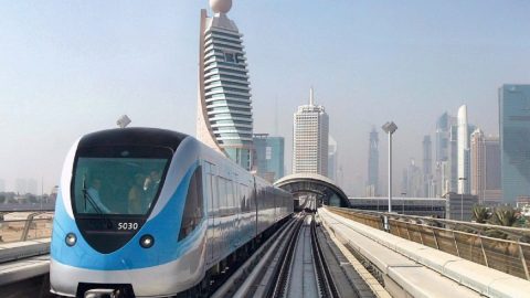 مواعيد ومعلومات عن مترو دبي 2020
