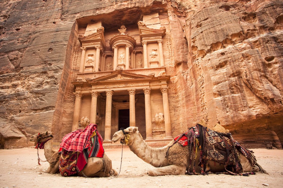 من هم أكبر عشائر الأردن