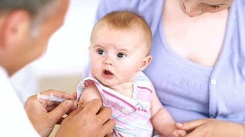 ماهي فوائد التطعيم للاطفال