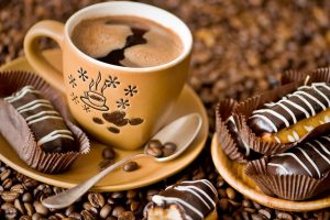 احلى فنجان قهوة احلي فنجان قهوة