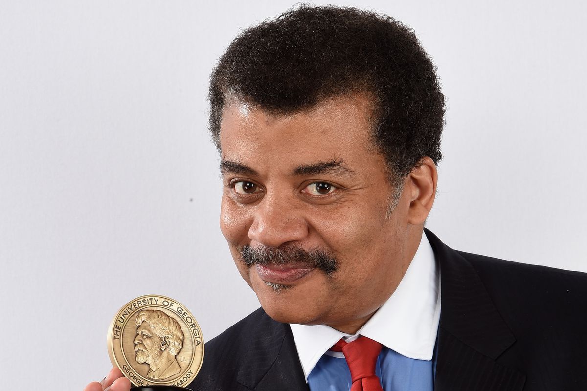 اسرار تعرفها لأول مرة عن نيل تايسون