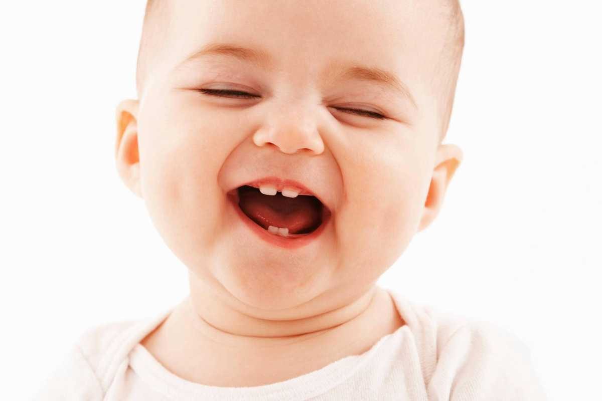 علامات التسنين عند الاطفال