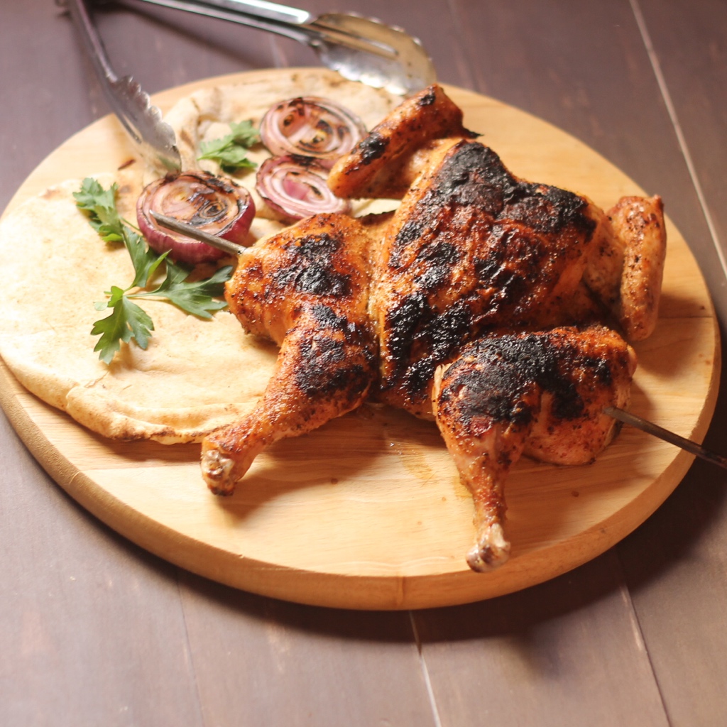 طريقة الفراخ المشوية على الفحم طريقة الفراخ المشوية على الفحم