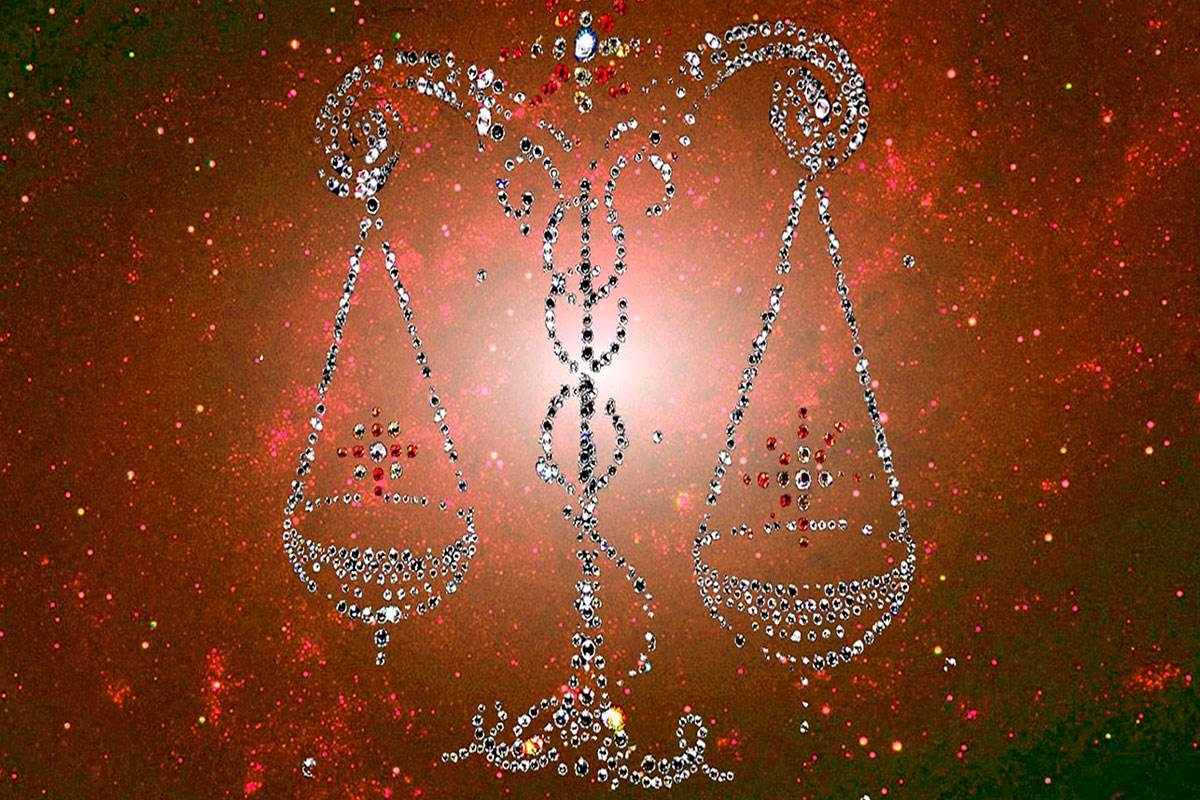 مميزات وعيوب مواليد شهر 10