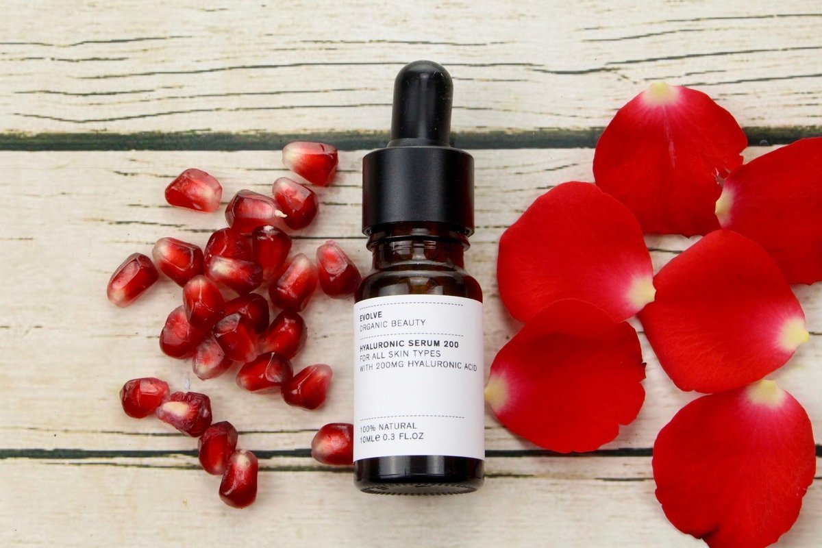 اين يوجد حمض الهيالورونيك