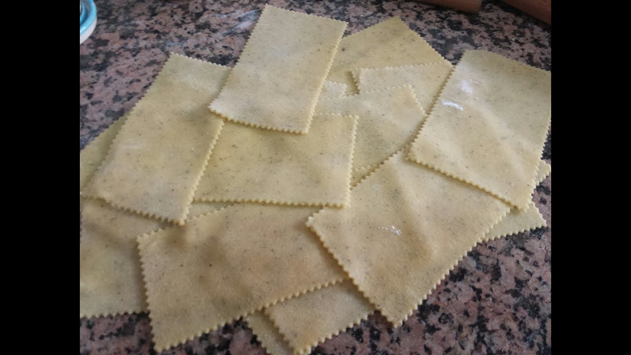 طريقة عمل شرائح اللازانيا طريقة عمل شرائح اللازانيا