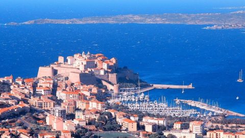 معلومات عن جزيرة كورسيكا Corse فرنسا
