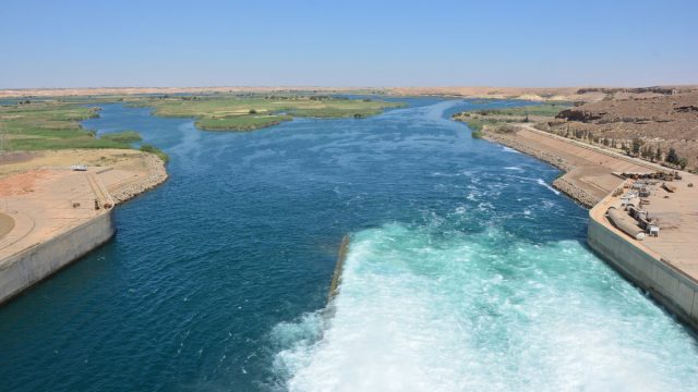 ما هو منبع نهر الفرات ومساره