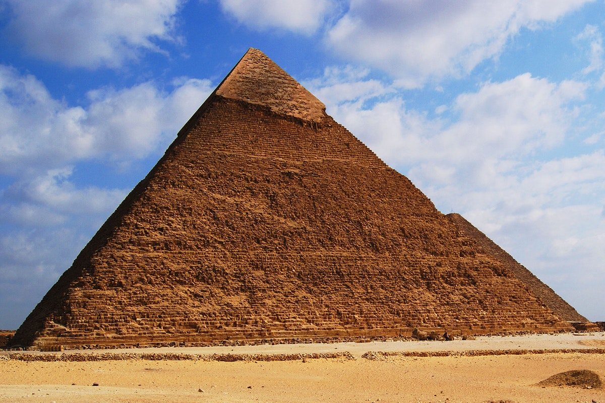 معلومات عن الهرم خوفو