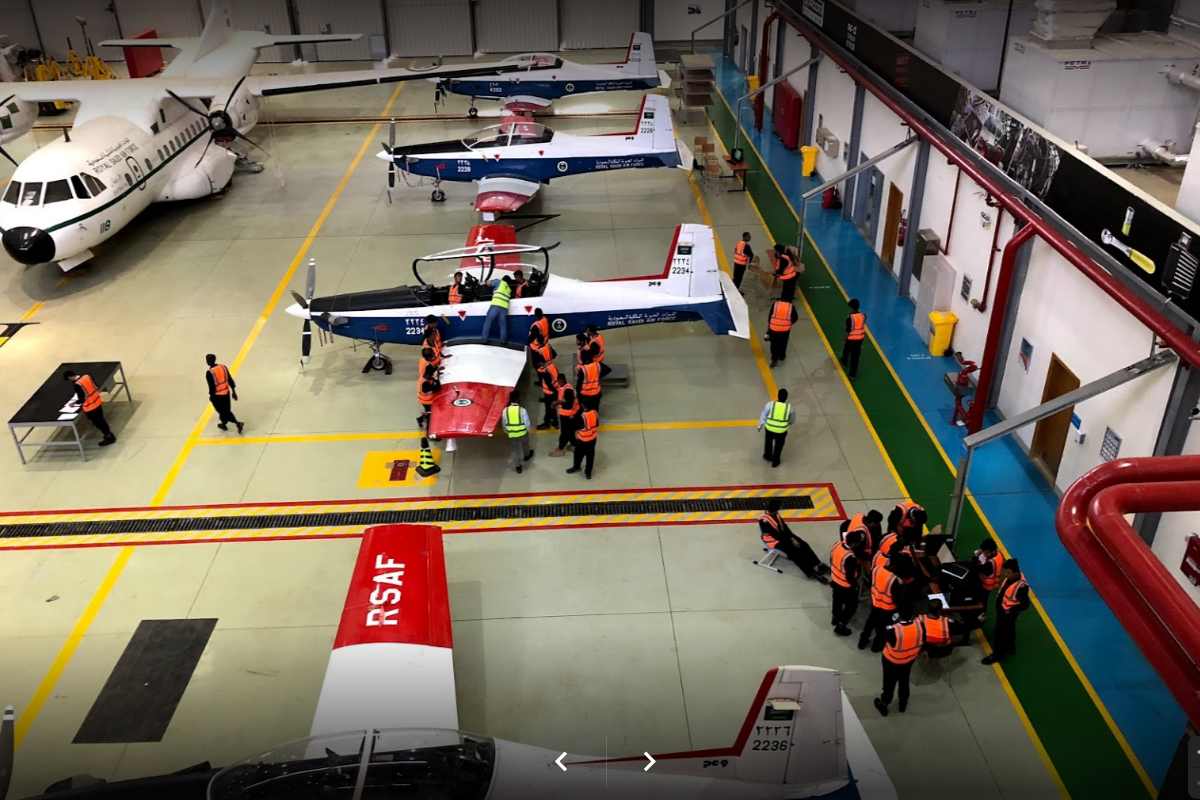 الكلية الاسترالية لعلوم الطيران القبول والتسجيل 1445