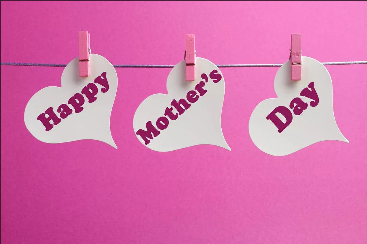 افكار كروت عيد الام للاطفال 2024