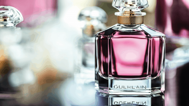 تفسير حلم رؤية العطر في المنام لابن سيرين وابن شاهين في الخير والشر