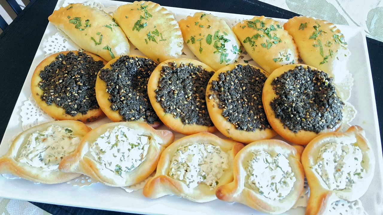 طريقة عمل فطيرة لوزين جبن زعتر