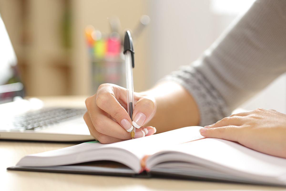 كيف اكتب قصة قصيرة