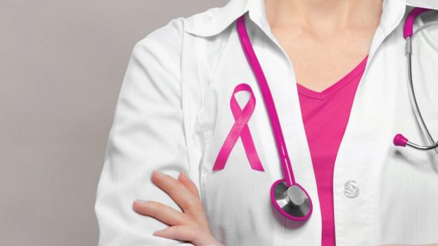 7 علامات مبكرة عن سرطان الثدي