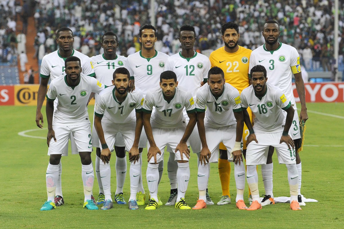 صور طقم المنتخب السعودي صور طقم المنتخب السعودي