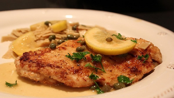 طريقة عمل شرائح الديك الرومي مع الخضار السوتيه طريقة عمل شرائح الديك الرومي مع الخضار السوتيه