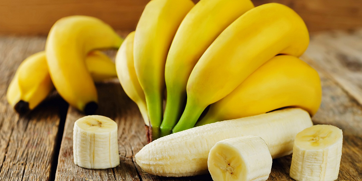 فوائد الموز للمعدة وعلاج جرثومة المعدة والقولون ومقاومة الأمراض