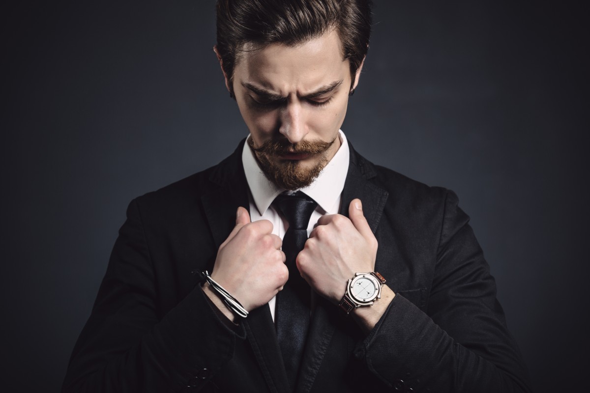 ما هي علامات الجمال عند الرجل العلامات الواضحة