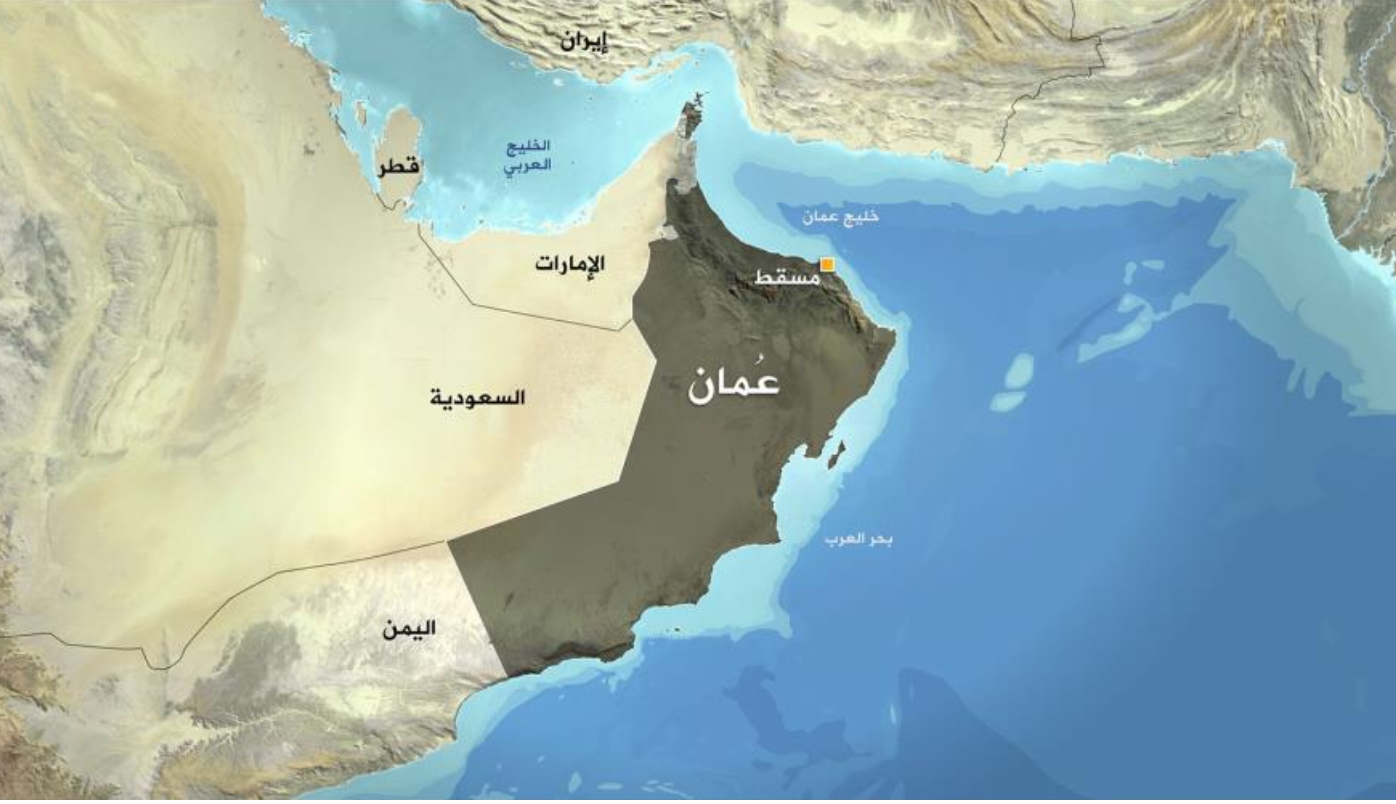 خريطة سلطنة عمان صماء مع المحافظات والحدود بأعلى جودة