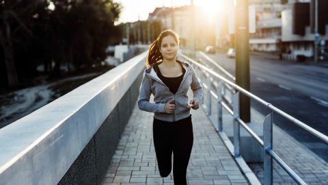 متى يتوقف الطول عند البنات