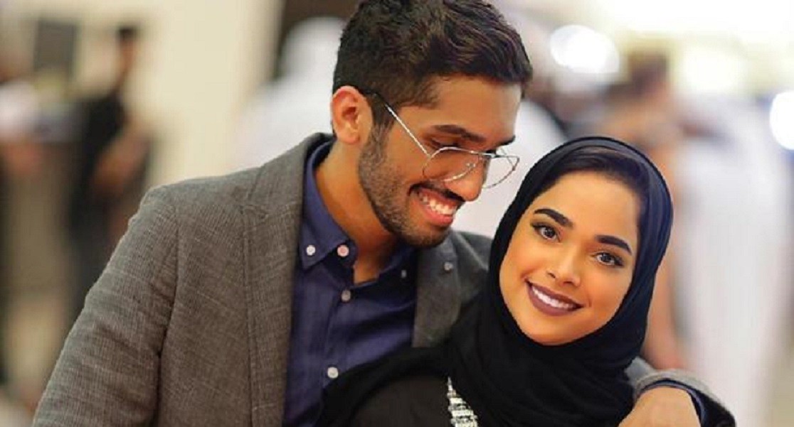 سبب انفصال احمد خميس ومشاعل الشحي القصة الحقيقية