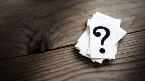 عمل الرسول عند خديجة قبل أن يتزوجها في